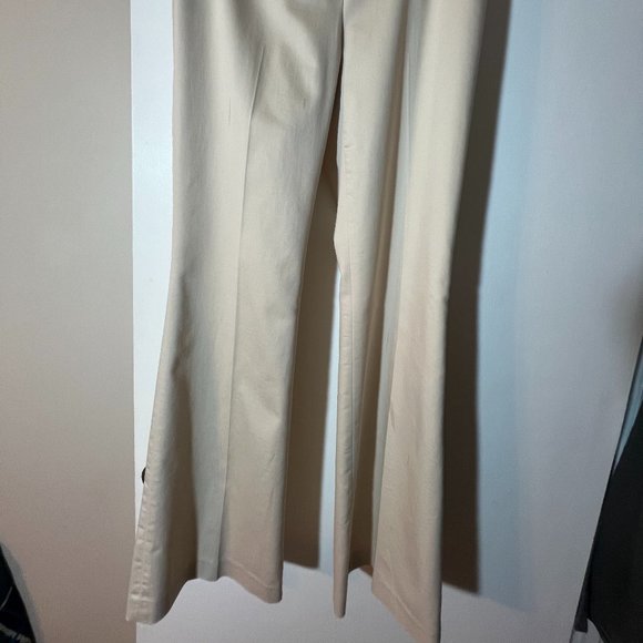 Tahari flat-front size 4 trouser-cream/khaki-never worn - Picture 3 of 3